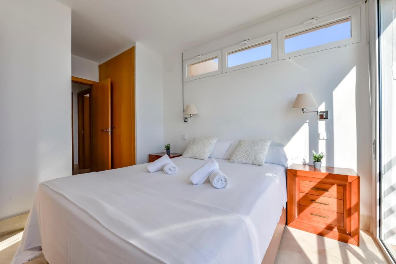 Villas Guzman - Apartamento Tramontana Кальпе Екстер'єр фото